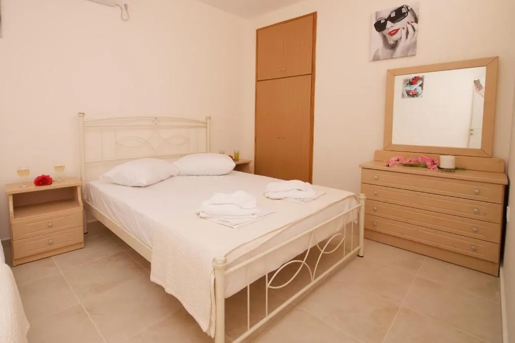 Lagoon View Apartment - Orange Guest House Argostoli   Argostoli (Kefalonia)
